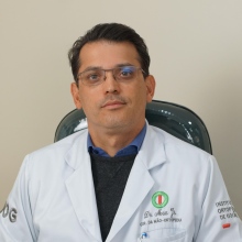 Dr. Max Maury Lopes Junior