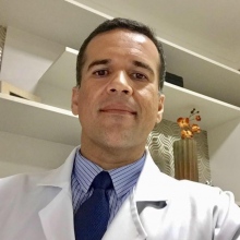 Dr. Vinicius Bravo de Oliveira Santos